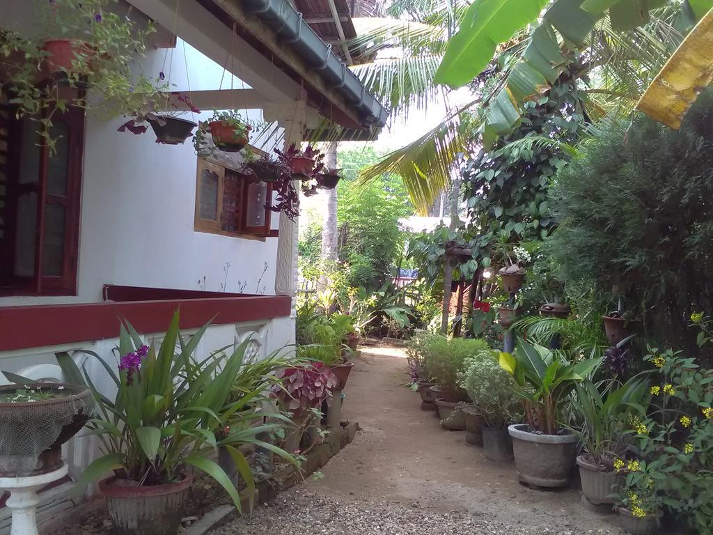 Gem Villa Weligama Exterior photo